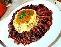 Soğan Püresinde Özel Steak